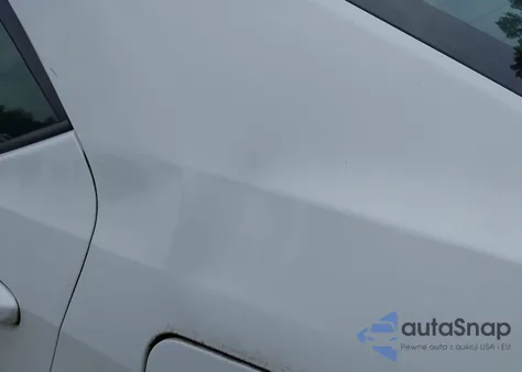 2015 Toyota Corolla L из США, поврежденный, VIN 2T1BURHEXFC454367